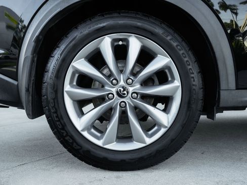 Used 2019 INFINITI QX50 Luxe w/ Navigation Package image 26