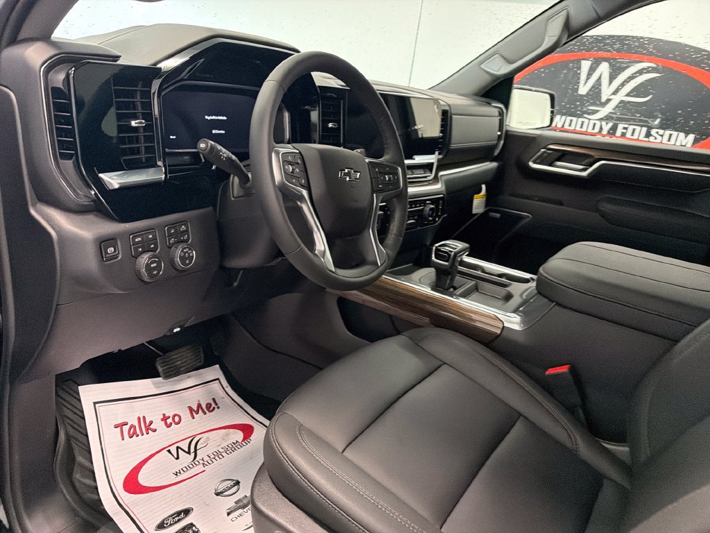 New 2026 Chevrolet Silverado 1500 RST w/ RST All Star Premium Package AWD/4WD image 11