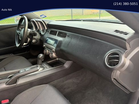 Used 2010 Chevrolet Camaro LT image 13