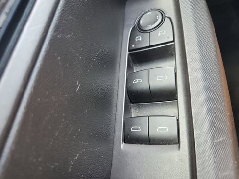 Certified 2023 GMC Canyon Elevation w/ Convenience Package image 19