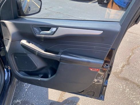 Used 2021 Ford Escape SE w/ Convenience Package FWD image 8