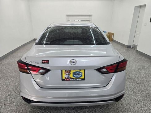 Used 2020 Nissan Altima 2.5 S FWD image 5