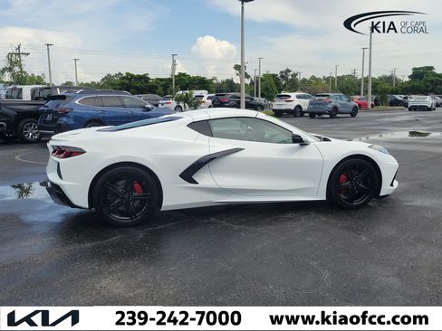 Used 2026 Chevrolet Corvette Stingray Coupe w/ 1LT RWD image 9