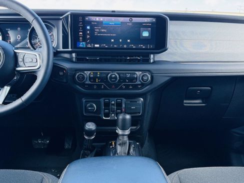 Used 2024 Jeep Wrangler Sahara w/ Safety Group image 22