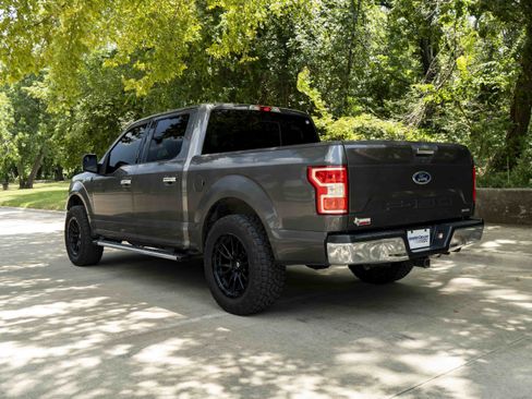 Used 2019 Ford F150 XLT w/ Equipment Group 302A Luxury RWD image 7