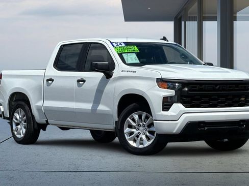 Used 2024 Chevrolet Silverado 1500 Custom RWD image 2