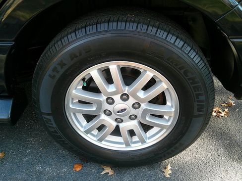 Used 2014 Ford Expedition Limited image 52