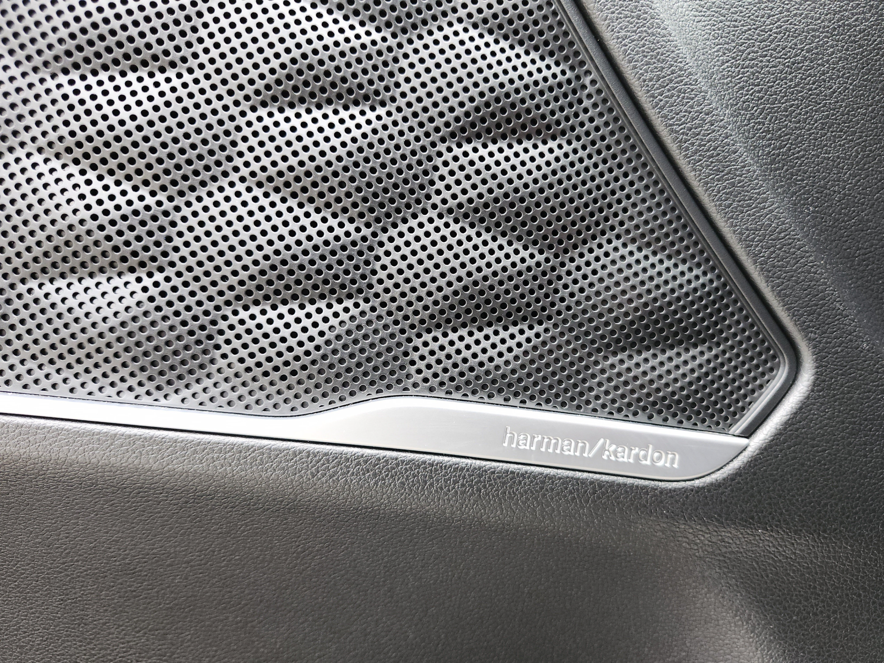 Certified 2021 Hyundai Santa Fe Limited FWD image 18