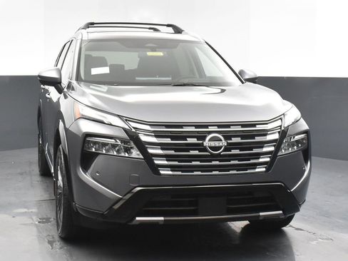 New 2026 Nissan Rogue Platinum w/ Platinum Premium Package image 2