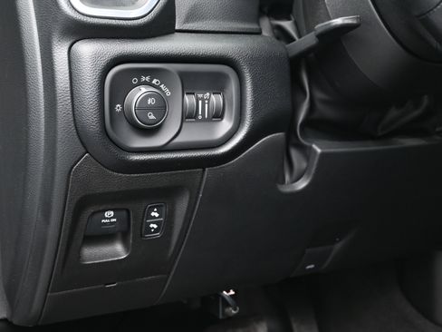 Used 2022 RAM 1500 Laramie w/ Sport Appearance Package image 23