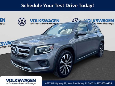 Used 2022 Mercedes-Benz GLB 250 image 1