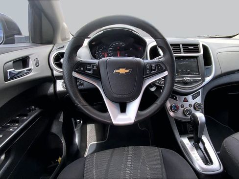 Used 2019 Chevrolet Sonic LT FWD image 5