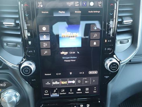 New 2026 RAM 1500 Laramie AWD/4WD image 22