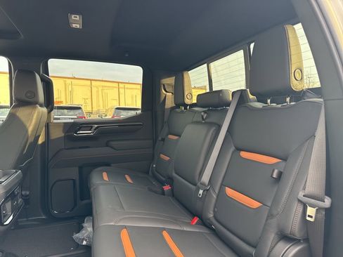 New 2026 GMC Sierra 1500 AT4 w/ AT4 Premium Package image 32