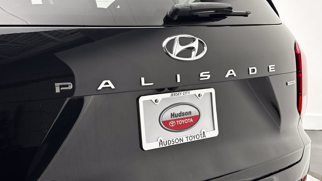Used 2022 Hyundai Palisade SEL w/ 8P Bench Seat Package AWD/4WD image 7