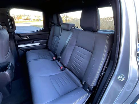 Used 2024 Toyota Tacoma TRD Off-Road image 20