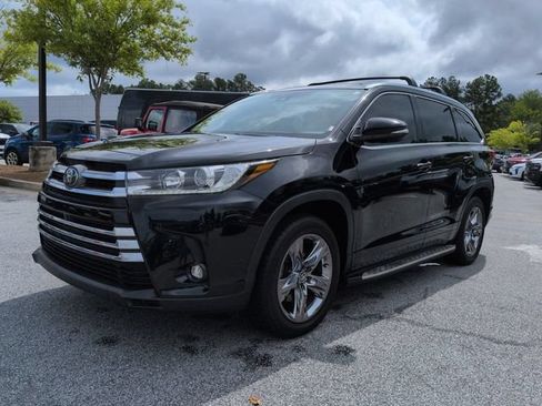 Used 2019 Toyota Highlander Limited Platinum FWD image 7