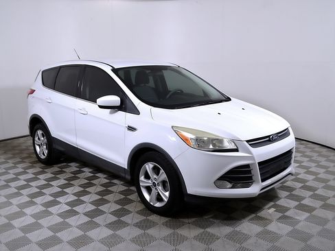 Used 2015 Ford Escape SE FWD image 6