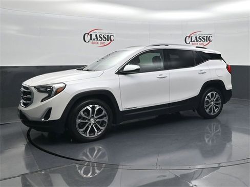 Used 2020 GMC Terrain SLT w/ Preferred Package image 3