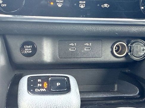 Used 2024 Nissan Rogue S AWD/4WD image 6