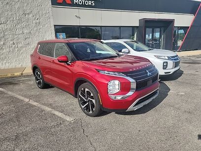 Used 2024 Mitsubishi Outlander SE
