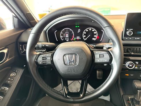 Used 2023 Honda Civic Sport image 11