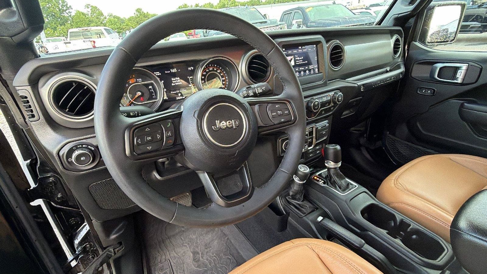 Used 2023 Jeep Wrangler Unlimited Sport AWD/4WD image 22