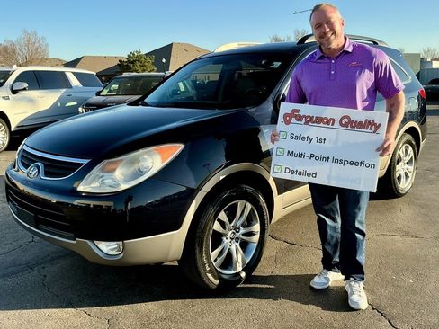 Used 2012 Hyundai Veracruz Limited image 1