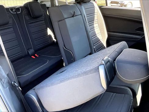 Used 2023 Volkswagen Tiguan S FWD image 34