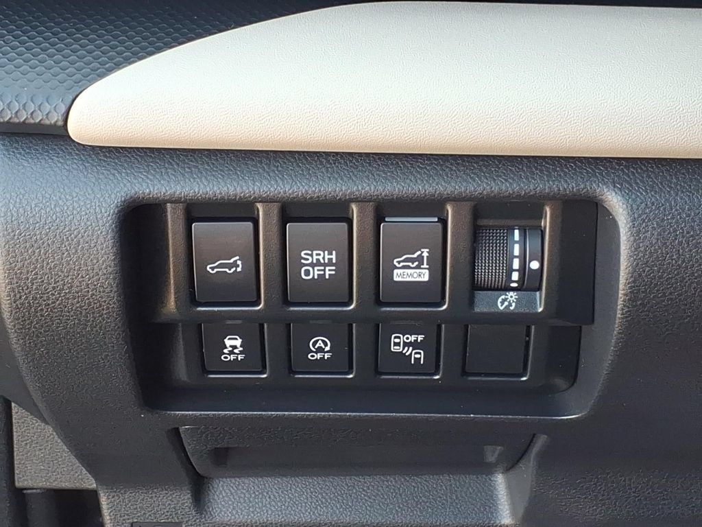 Certified 2024 Subaru Forester Limited AWD/4WD image 5