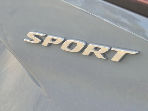 Used 2024 Honda Civic Sport image 13