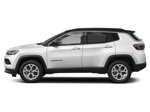Used 2025 Jeep Compass Limited AWD/4WD image 3