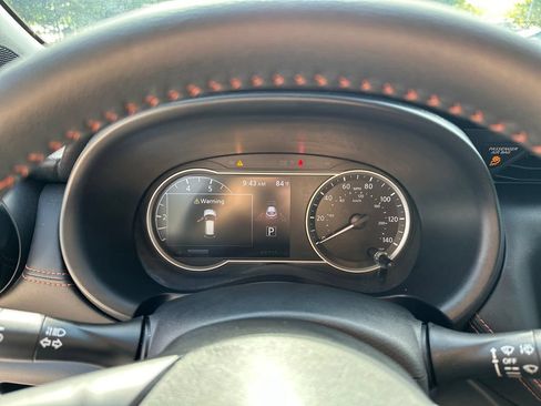 Used 2019 Nissan Kicks SR w/ Exterior Package FWD image 21