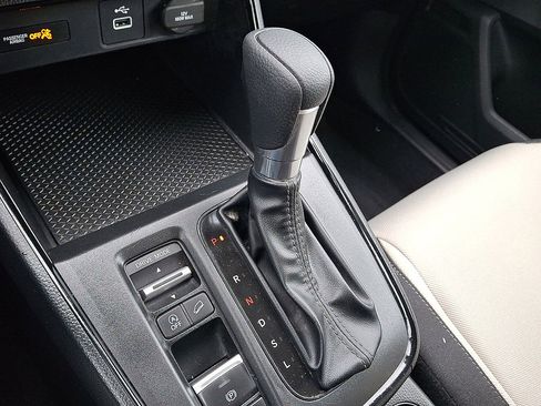 Used 2023 Honda CR-V LX image 12