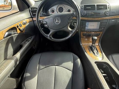 Used 2008 Mercedes-Benz E 350 Sedan image 10