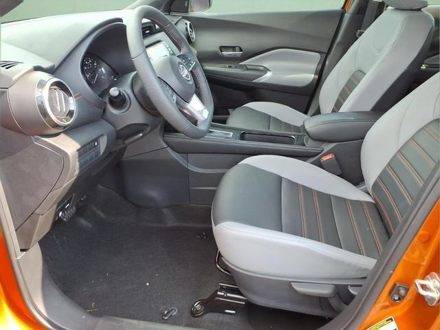 Used 2023 Nissan Kicks SR w/ SR Premium Package FWD image 20