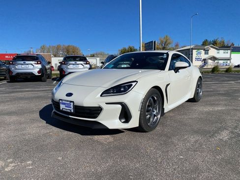 Certified 2022 Subaru BRZ Limited image 3