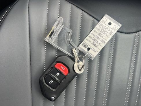 Used 2024 Jeep Wrangler Willys image 18