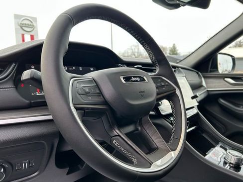 New 2026 Jeep Grand Cherokee Laredo image 36