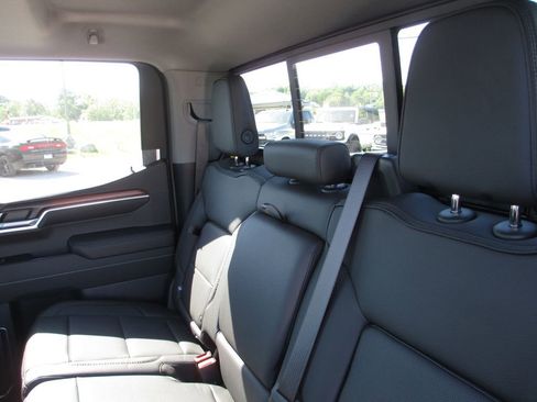 New 2026 GMC Sierra 1500 Denali w/ Denali Reserve Package AWD/4WD image 14