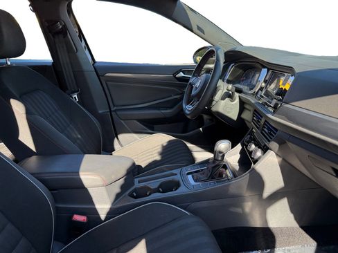 Used 2021 Volkswagen Jetta GLI image 14