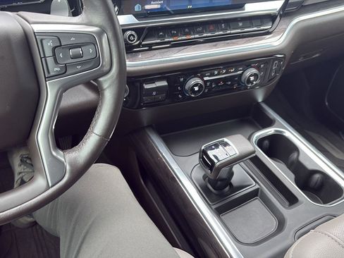 Used 2022 Chevrolet Silverado 1500 LTZ w/ Technology Package image 26