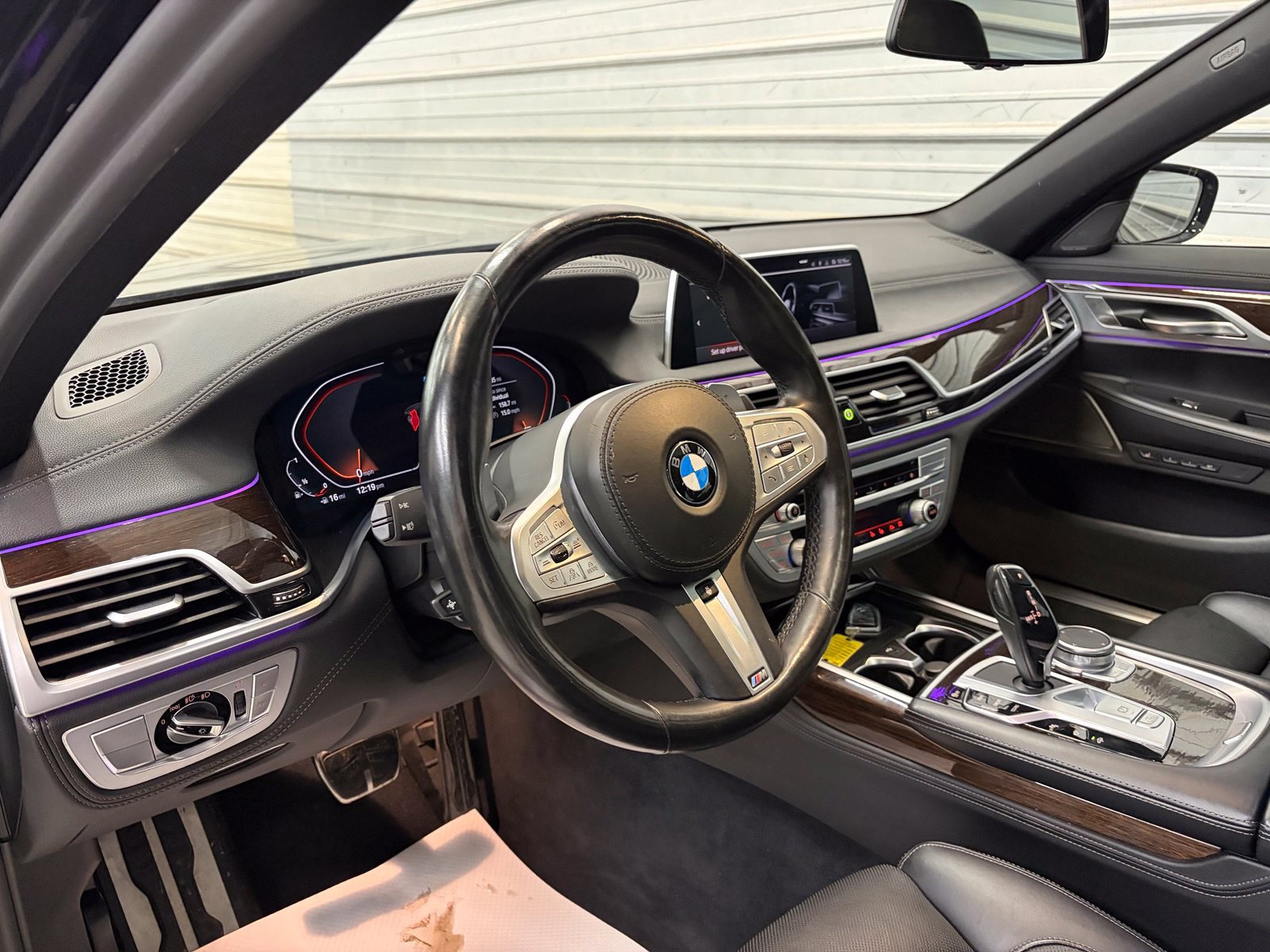 Used 2022 BMW 740i xDrive w/ M Sport Package AWD/4WD image 19