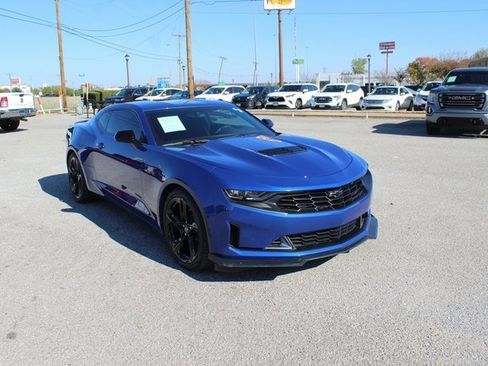 Used 2022 Chevrolet Camaro LT w/ RS Package image 3