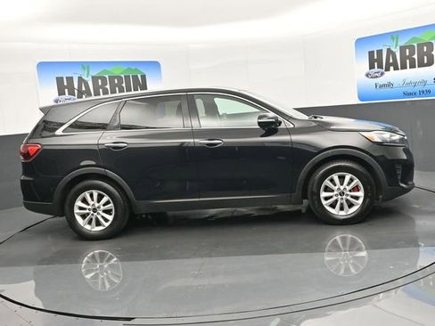 Used 2020 Kia Sorento LX image 7