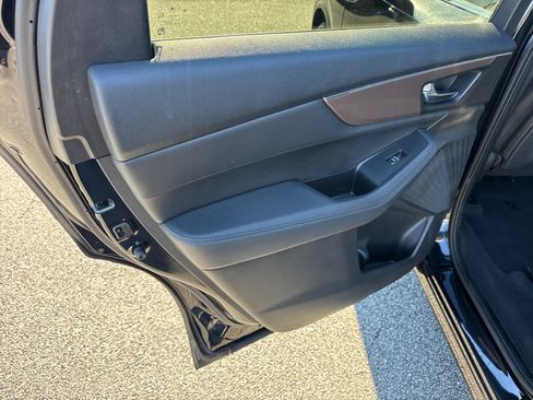 Used 2022 Acura MDX SH-AWD image 21