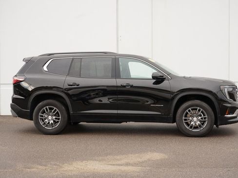 Used 2025 GMC Acadia Elevation image 2