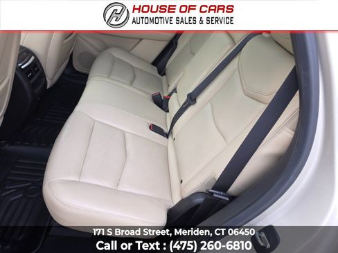 Used 2017 Cadillac XT5 Premium Luxury AWD/4WD image 35