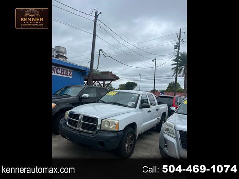 Used 2006 Dodge Dakota SLT image 1