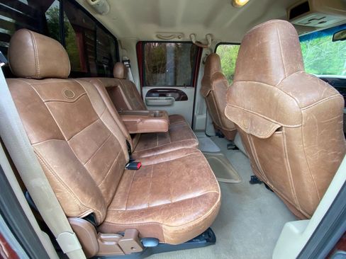 Used 2006 Ford F250 4x4 Crew Cab Super Duty image 11